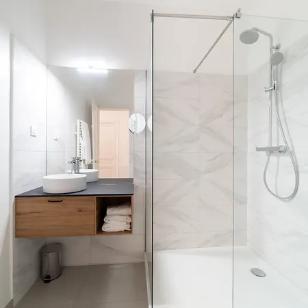 Finestate Coliving Dupleix Guest house